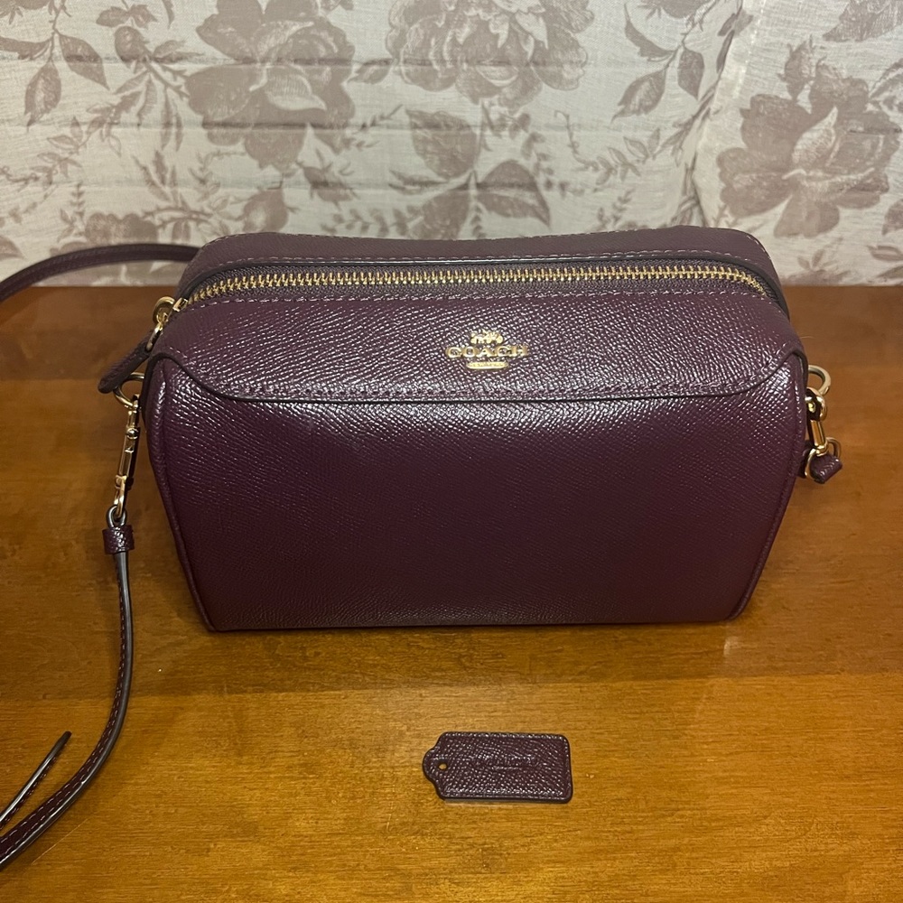 Coach Bennett crossbody bag used